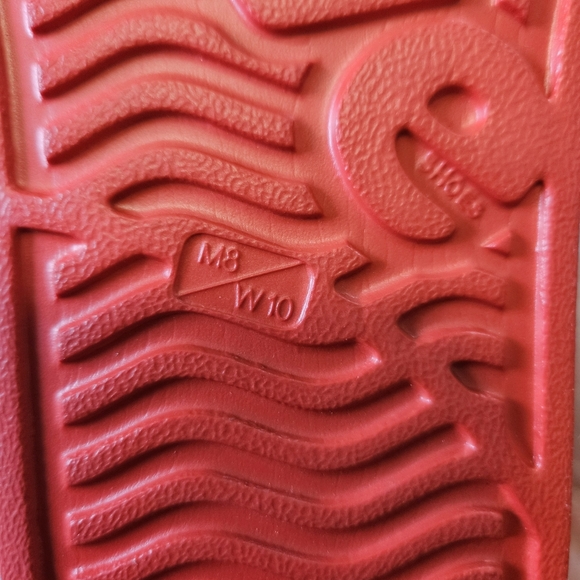 NWOT Native X Disney Minnie Mouse Jefferson Slip On Shoes 10 - Picture 11 of 12